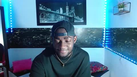 Andrew online show from October 2025 03:03:02 AM