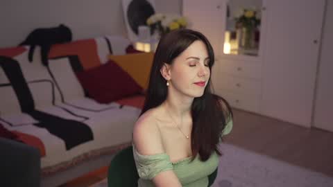 Snapshot of _blackbee_ chatting on January 2025 09:19:01 PM Lili online show from January 2025 09:19:01 PM