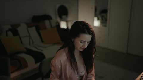 Snapshot of _blackbee_ chatting on September 2025 11:32:02 AM Lili online show from September 2025 11:32:02 AM