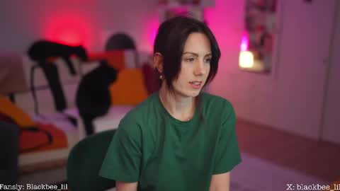 Lili online show from April 2026 08:54:01 AM