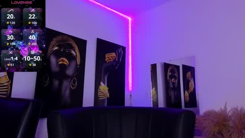 Brenna online show from October 2025 06:40:02 PM