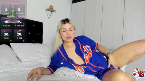 Bella  online show from January 2026 12:12:02 AM