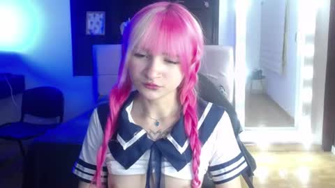 _charlotte_collins_ online show from July 2026 04:39:33 PM