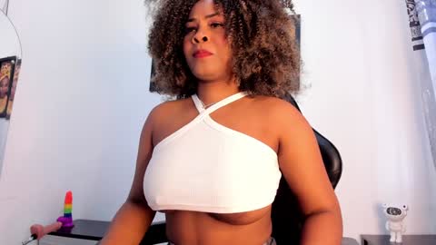 _charlottedavis online show from January 2025 02:56:02 PM