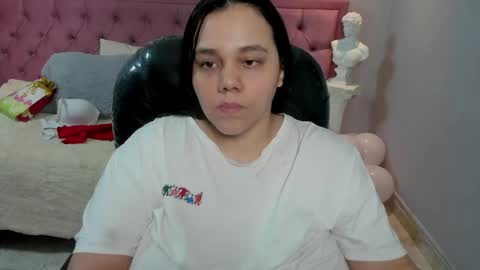 Snapshot of _chelsea_24 chatting on May 2026 05:49:01 AM _chelsea_24 online show from May 2026 05:49:01 AM