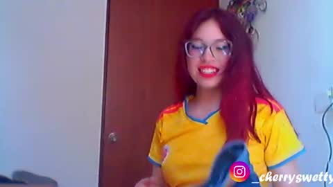Snapshot of _cherrysweetie_ chatting on July 2026 02:54:01 PM Cherry Moon online show from July 2026 02:54:01 PM