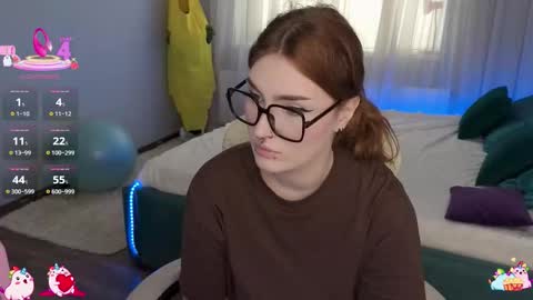 Snapshot of _chlo_e chatting on October 2025 10:56:02 AM Alisa NO NUDE online show from October 2025 10:56:02 AM