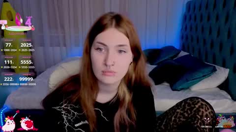 Snapshot of _chlo_e chatting on October 2025 09:36:01 PM Alisa NO NUDE online show from October 2025 09:36:01 PM