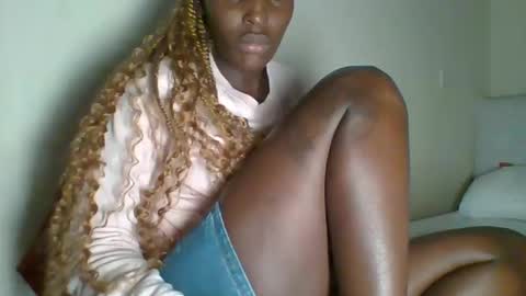 Snapshot of _clara01 chatting on January 2025 12:13:01 PM clara online show from January 2025 12:13:01 PM