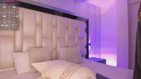     online show from September 2025 09:26:01 PM