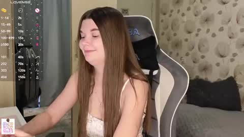Snapshot of _cute_ice chatting on July 2026 02:45:01 PM _cute_ice online show from July 2026 02:45:01 PM