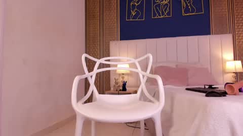 Dakota online show from February 2025 10:09:01 PM