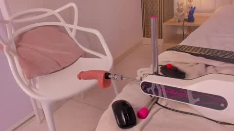 Dakota online show from March 2025 01:16:01 AM