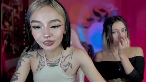 paula online show from December 2024 12:18:01 AM