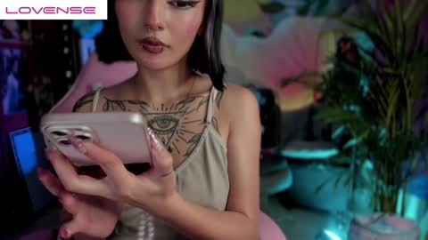 paula online show from December 2024 06:35:01 AM