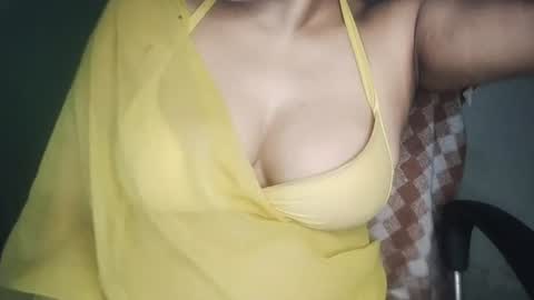 Snapshot of _dreamgirl_0 chatting on June 2026 11:46:02 PM _dreamgirl_0 online show from June 2026 11:46:02 PM