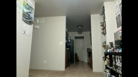 Snapshot of _drew__ chatting on February 2025 06:28:01 AM _drew__ online show from February 2025 06:28:01 AM