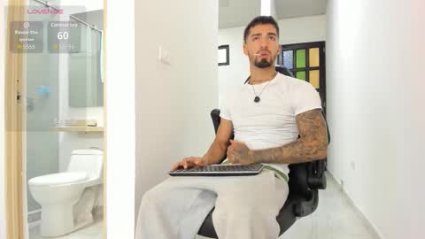 Snapshot of _duriel chatting on February 2026 06:40:02 PM Duriel online show from February 2026 06:40:02 PM