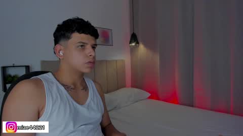 Emma and Tonny online show from September 2025 12:24:02 AM