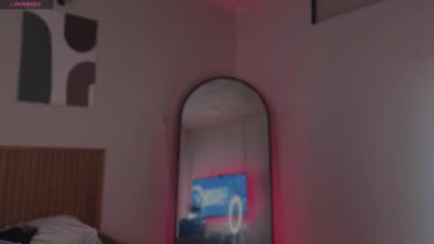 Emma and Tonny online show from February 2026 11:11:02 PM