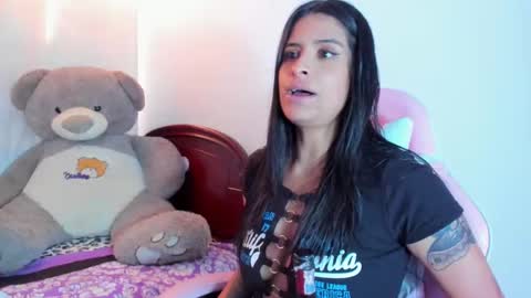 Snapshot of _elektrah chatting on September 2025 10:21:01 PM _elektrah online show from September 2025 10:21:01 PM