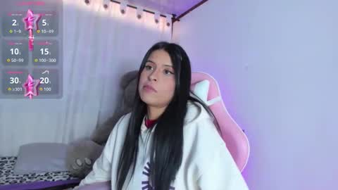 Snapshot of _elektrah chatting on November 2025 10:31:02 PM _elektrah online show from November 2025 10:31:02 PM