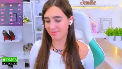 Lizzy  online show from September 2025 09:58:01 PM