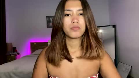 elisa online show from December 2025 01:20:02 PM