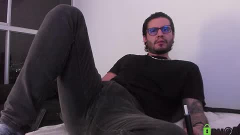  -         online show from September 2025 11:51:02 PM