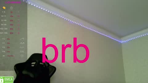 Snapshot of _elven_dreams__ chatting on January 2025 08:24:01 AM chloue and Gretta online show from January 2025 08:24:01 AM