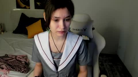 _emily__strike_ online show from February 2025 09:44:01 AM