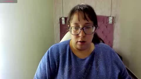 Emily  online show from October 2025 12:12:02 PM