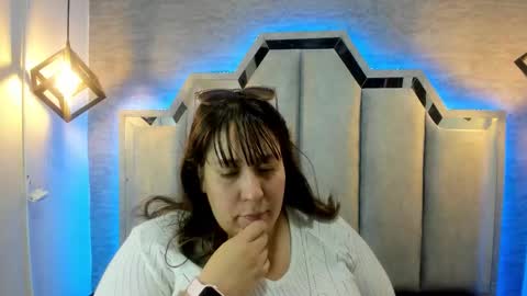 Emily  online show from October 2025 11:31:01 AM