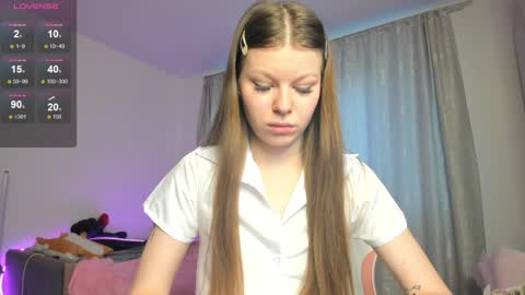 Snapshot of _eva_queen chatting on January 2025 01:02:02 PM Eva online show from January 2025 01:02:02 PM
