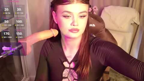 Eva Lane online show from October 2025 09:55:02 AM