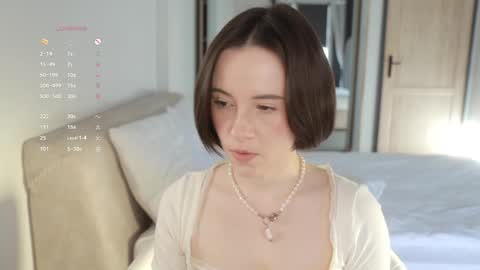 Essie  online show from March 2026 03:59:01 PM