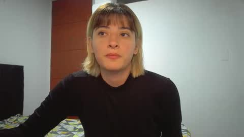 Snapshot of _genesid_dixton chatting on April 2026 01:51:01 AM Mia-foster online show from April 2026 01:51:01 AM