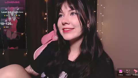 Snapshot of _gummybears_ chatting on March 2025 12:23:01 PM Tori online show from March 2025 12:23:01 PM