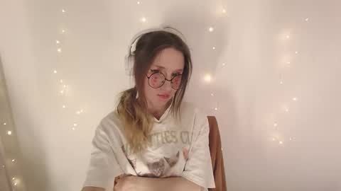 Hannaolotl online show from February 2026 03:54:02 PM