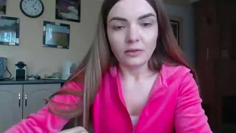 Snapshot of _hidden_frommymoom_ chatting on February 2025 11:57:02 AM Criss4u online show from February 2025 11:57:02 AM