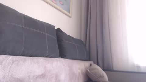 Criss4u online show from March 2026 07:24:02 AM