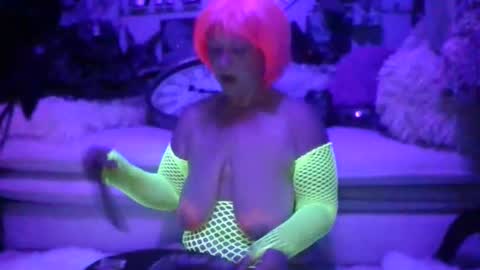 _hitgirly_ online show from March 2026 05:35:02 AM