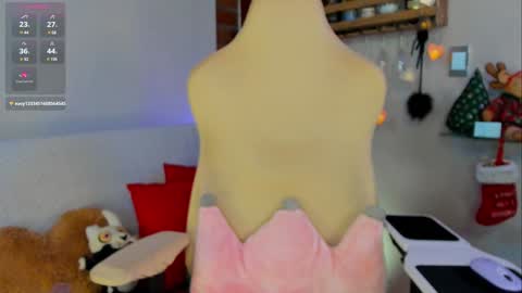 Snapshot of _hottie__ chatting on December 2024 12:09:01 AM _hottie__ online show from December 2024 12:09:01 AM