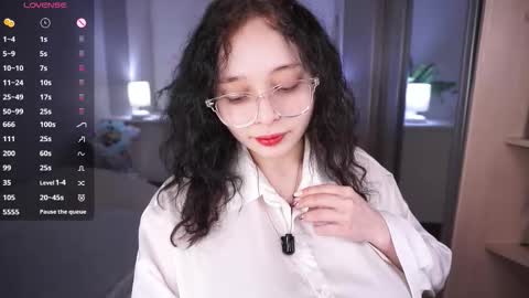 Snapshot of _inner_glow_ chatting on March 2026 05:03:01 PM Emily online show from March 2026 05:03:01 PM