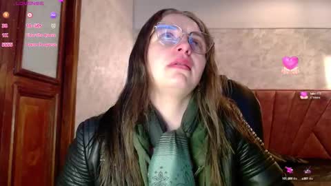 Isa online show from October 2025 01:07:01 PM