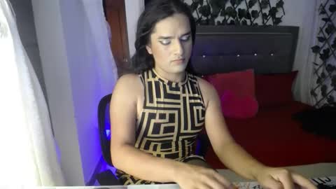 Ivone online show from November 2025 11:27:01 PM