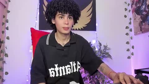 Snapshot of _jaay77 chatting on December 2024 04:01:02 AM Jay online show from December 2024 04:01:02 AM