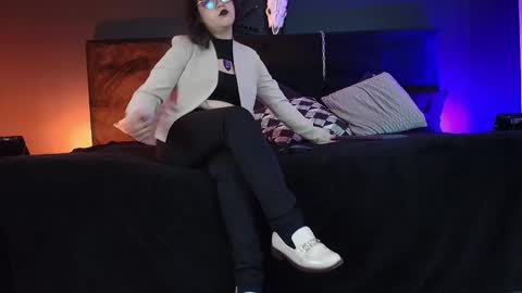 Snapshot of _jade_16 chatting on October 2025 12:02:02 PM Miss Jade online show from October 2025 12:02:02 PM