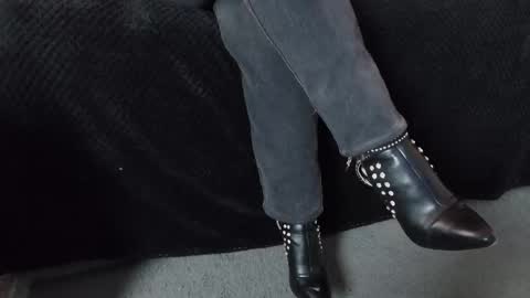 Snapshot of _jade_16 chatting on December 2025 11:52:01 AM Miss Jade online show from December 2025 11:52:01 AM