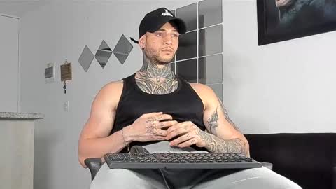 Snapshot of _jamesleandros chatting on February 2025 03:34:02 AM jeison online show from February 2025 03:34:02 AM